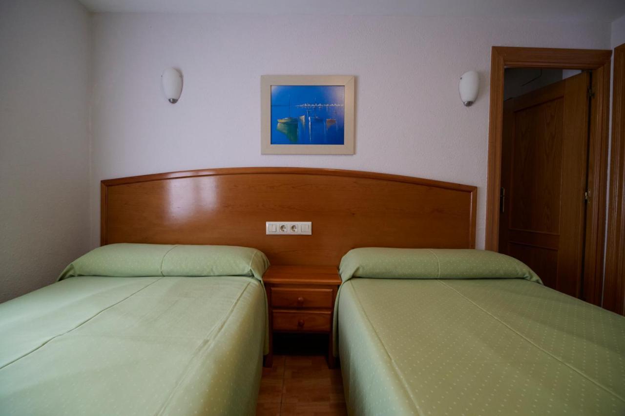 Pension Serafin Avilés Zewnętrze zdjęcie
